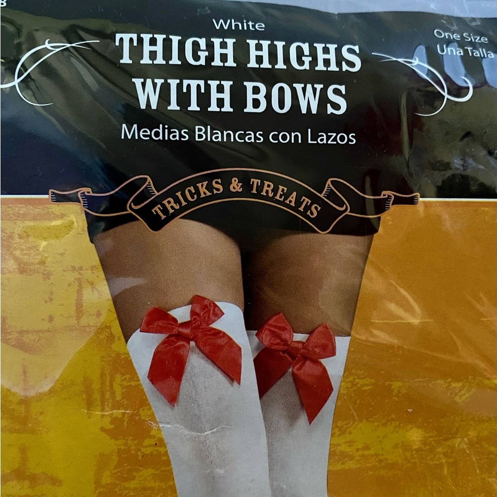 🥀White thigh highs with red bow NWT - Picture 3 of 10